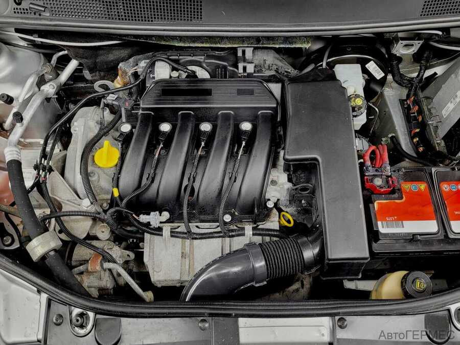 Фото RENAULT Sandero II с пробегом | №15