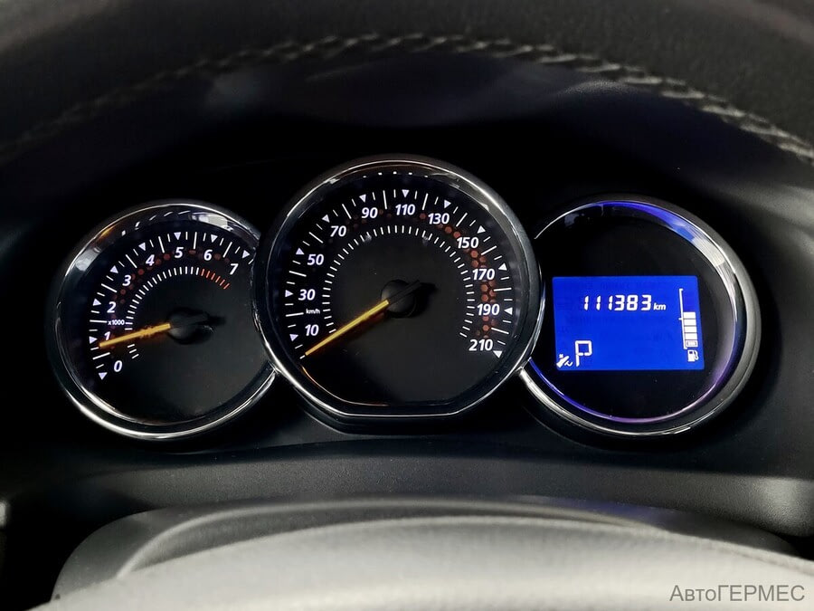 Фото RENAULT Sandero II с пробегом | №6 Фото RENAULT Sandero II с пробегом | №6