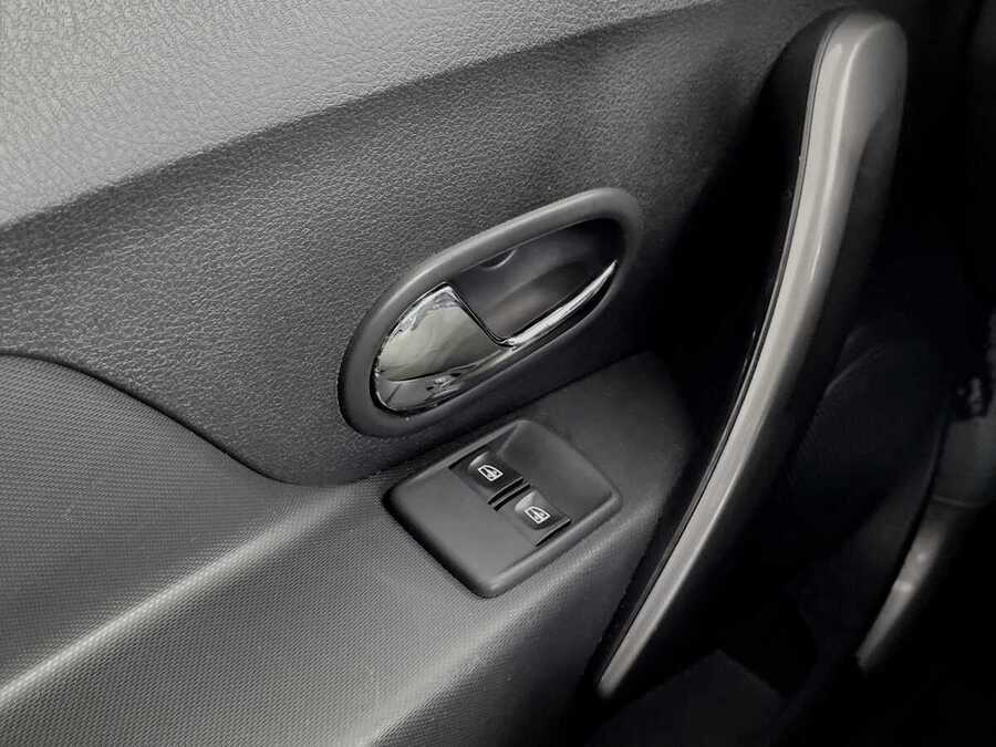 Фото RENAULT Sandero II с пробегом | №11