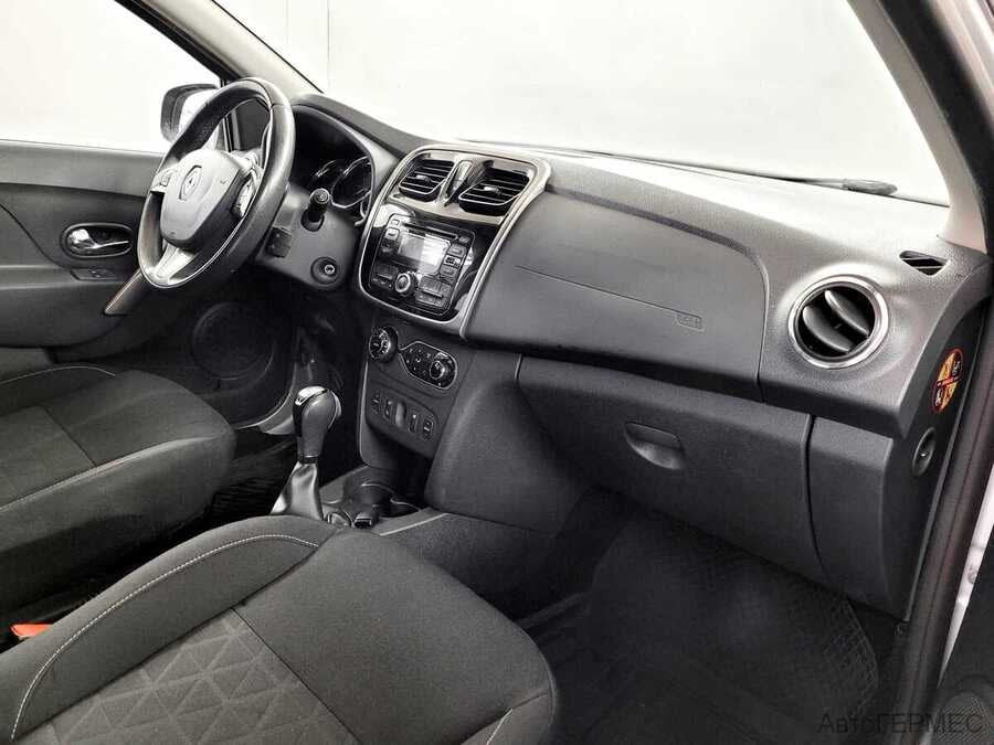 Фото RENAULT Sandero II с пробегом | №12