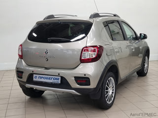 Фото RENAULT Sandero II с пробегом Фото RENAULT Sandero II с пробегом