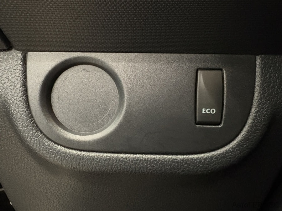 Фото RENAULT Sandero II с пробегом | №9