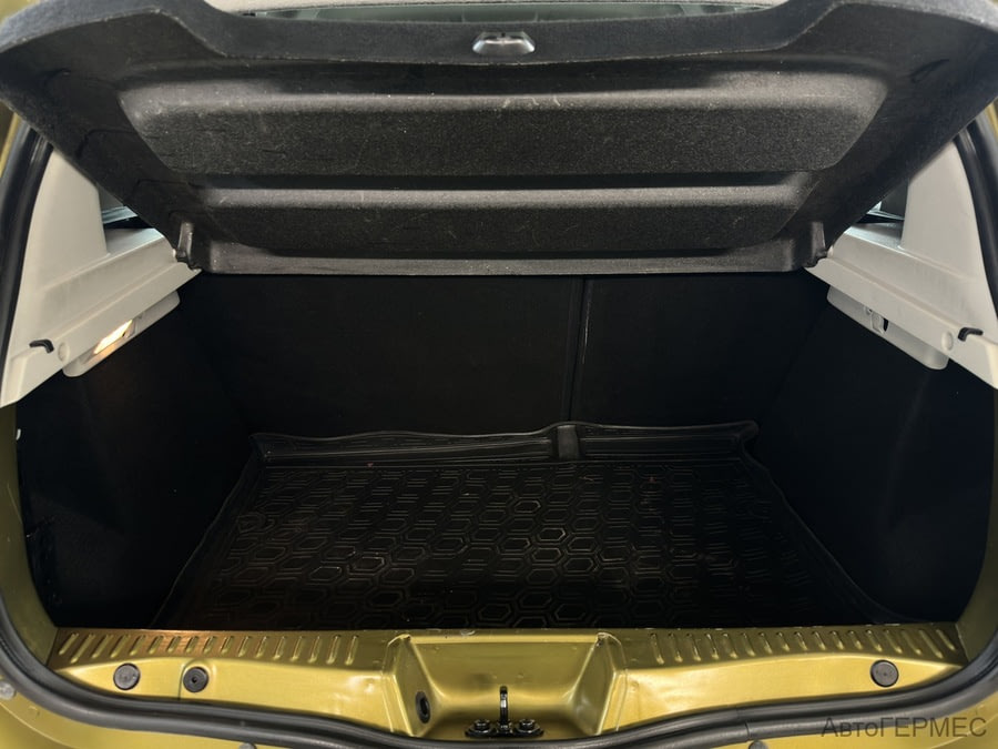 Фото RENAULT Sandero II с пробегом | №11