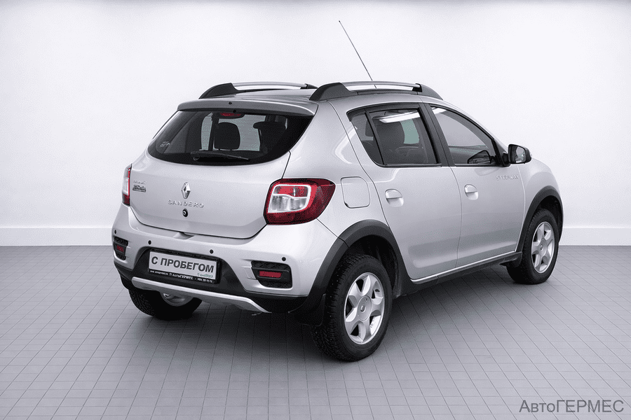 Фото RENAULT Sandero II с пробегом | №4