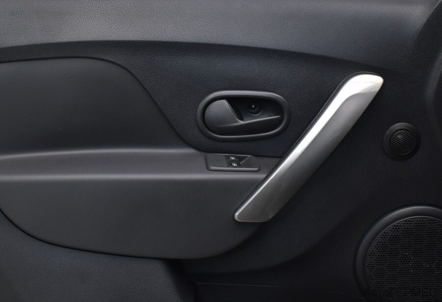 Фото RENAULT Sandero II с пробегом | №8 Фото RENAULT Sandero II с пробегом | №8