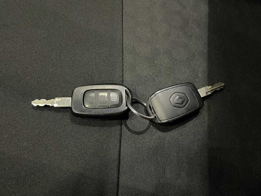 Фото RENAULT Sandero II с пробегом | №18