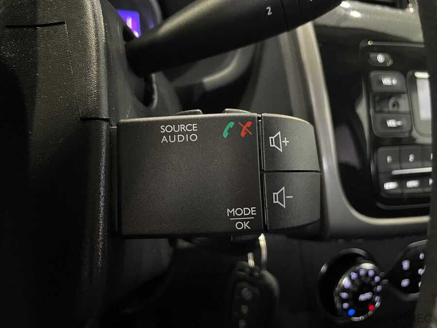 Фото RENAULT Sandero II с пробегом | №10