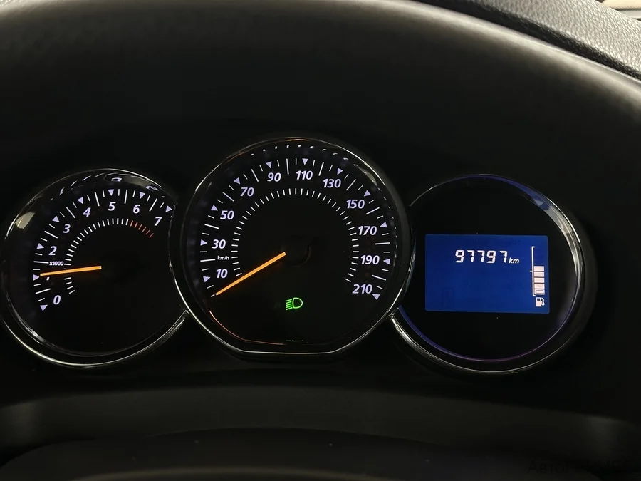 Фото RENAULT Sandero II с пробегом | №6