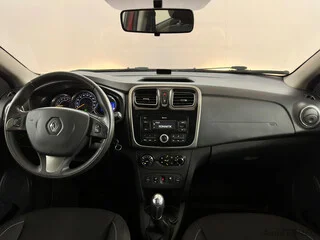 Фото RENAULT Sandero II с пробегом
