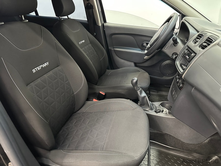 Фото RENAULT Sandero II с пробегом | №13