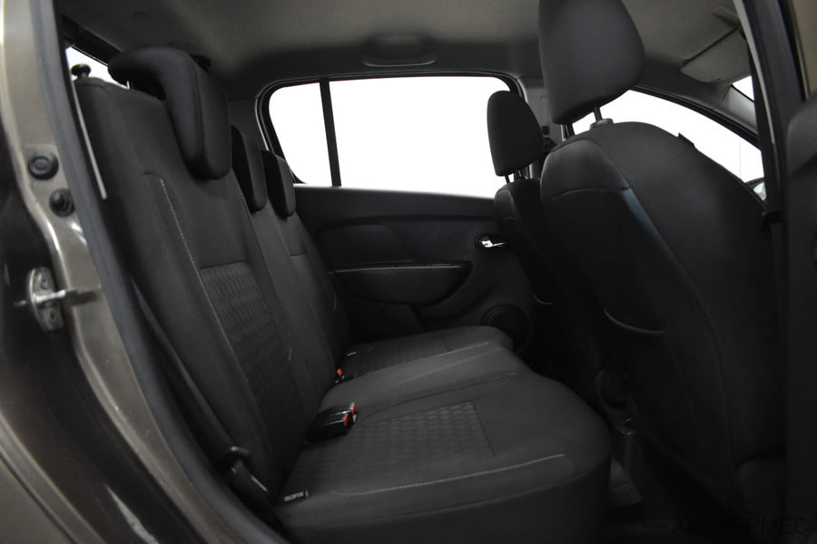 Фото RENAULT Sandero II Рестайлинг с пробегом | №13