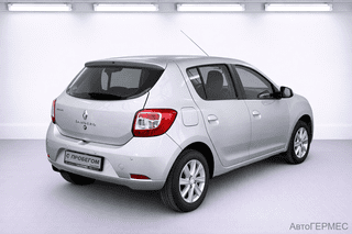 Фото RENAULT Sandero II Рестайлинг с пробегом