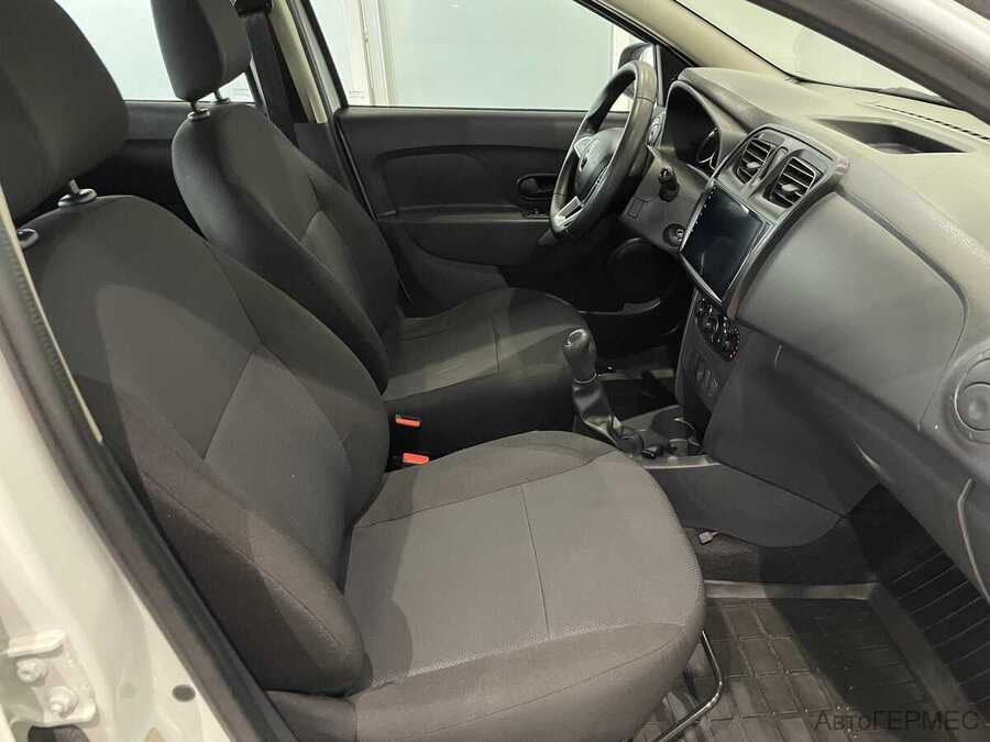 Фото RENAULT Sandero II Рестайлинг с пробегом | №9