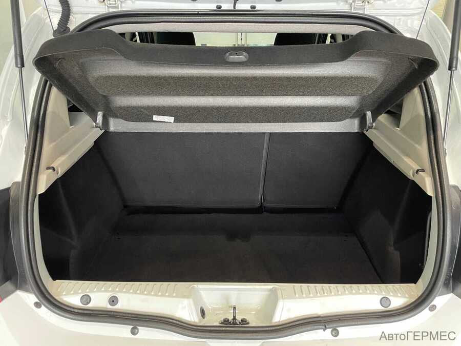 Фото RENAULT Sandero II Рестайлинг с пробегом | №11