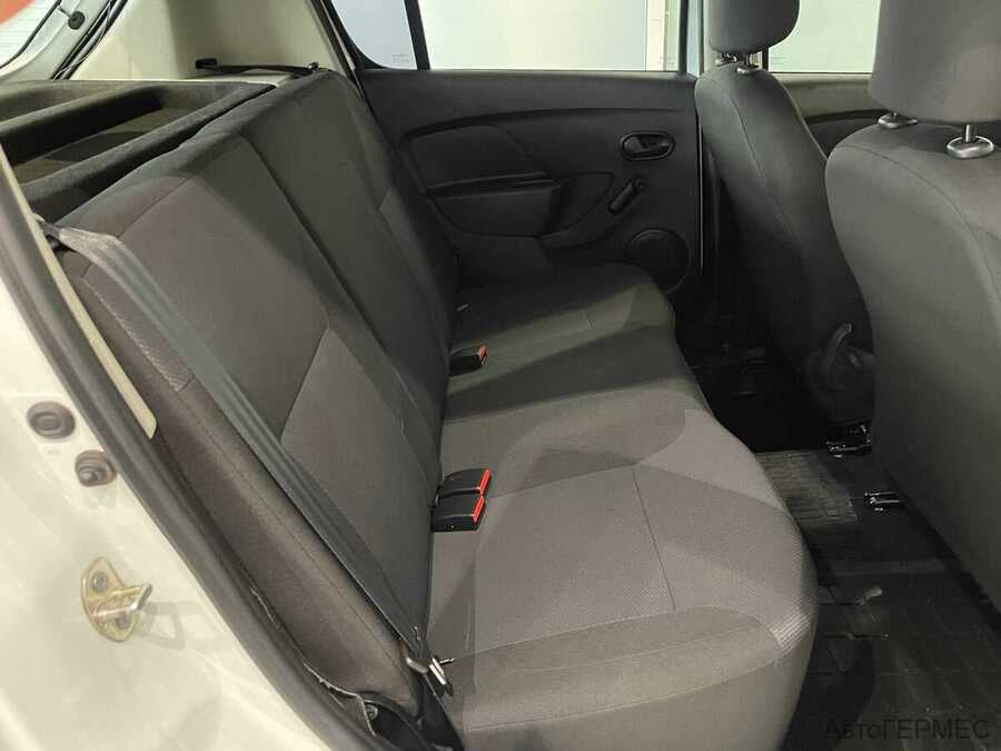 Фото RENAULT Sandero II Рестайлинг с пробегом | №10