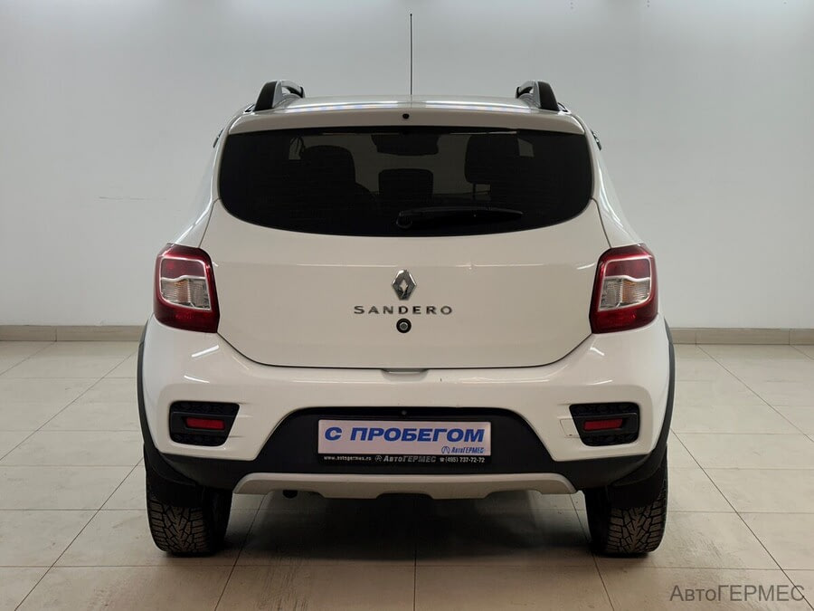 Фото RENAULT Sandero II Рестайлинг с пробегом | №3