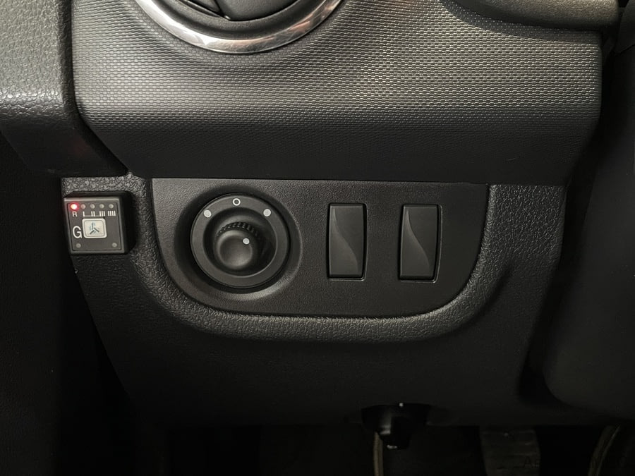 Фото RENAULT Sandero II Рестайлинг с пробегом | №9