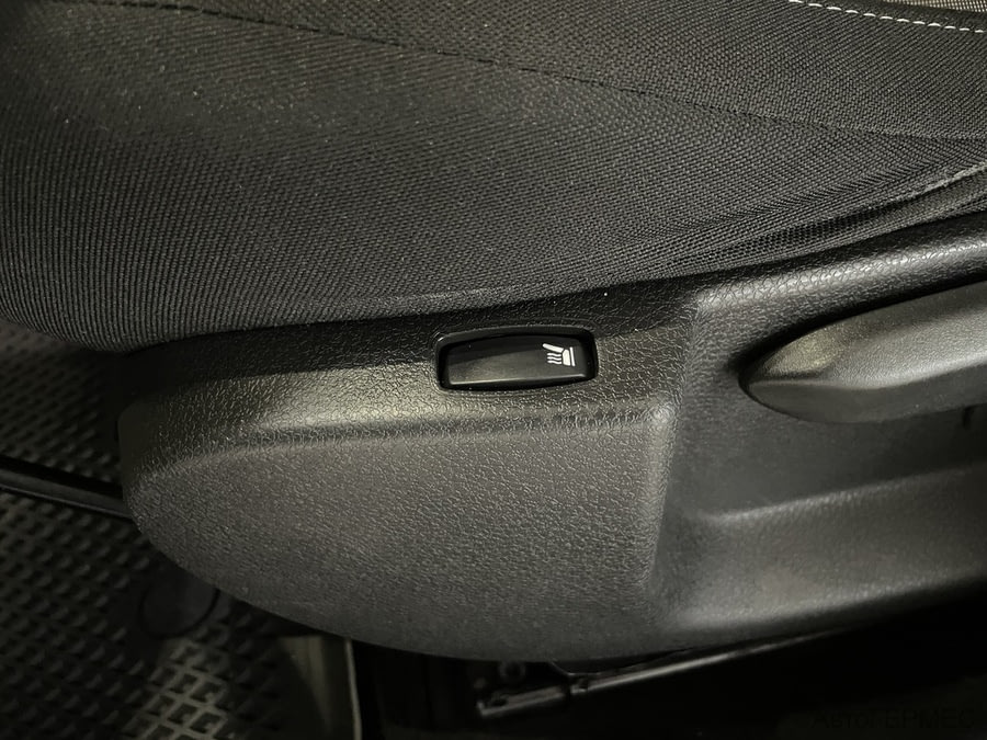 Фото RENAULT Sandero II Рестайлинг с пробегом | №10