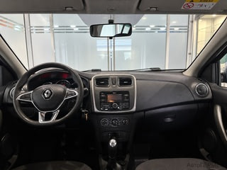 Фото RENAULT Sandero II Рестайлинг с пробегом Фото RENAULT Sandero II Рестайлинг с пробегом