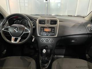Фото RENAULT Sandero II Рестайлинг с пробегом