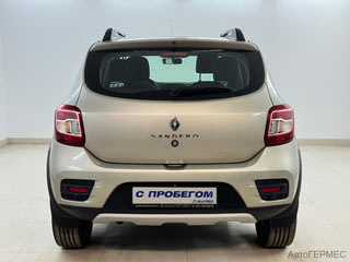 Фото RENAULT Sandero II Рестайлинг с пробегом Фото RENAULT Sandero II Рестайлинг с пробегом