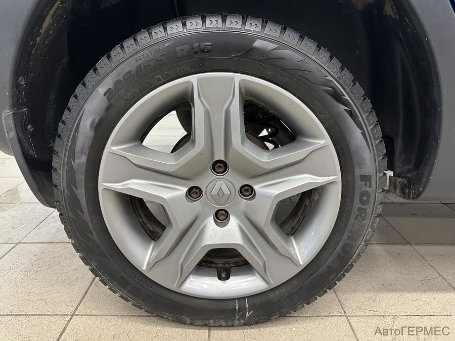 Фото RENAULT Sandero II Рестайлинг с пробегом | №16