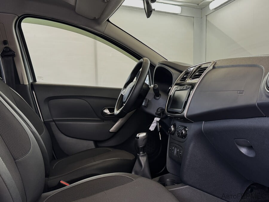 Фото RENAULT Sandero II Рестайлинг с пробегом | №12