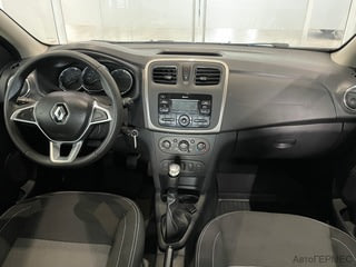 Фото RENAULT Sandero II Рестайлинг с пробегом Фото RENAULT Sandero II Рестайлинг с пробегом