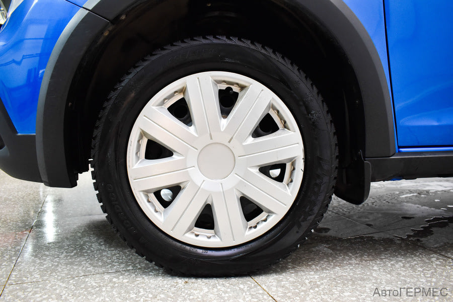 Фото RENAULT Sandero II Рестайлинг с пробегом | №16 Фото RENAULT Sandero II Рестайлинг с пробегом | №16