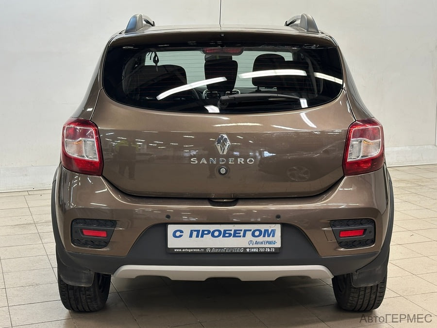 Фото RENAULT Sandero II Рестайлинг с пробегом | №3