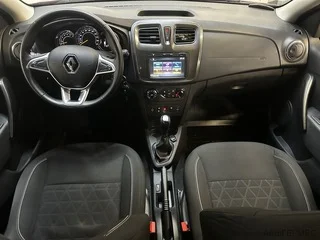 Фото RENAULT Sandero II Рестайлинг с пробегом Фото RENAULT Sandero II Рестайлинг с пробегом