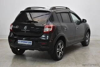 Фото RENAULT Sandero II Рестайлинг с пробегом