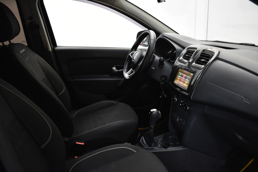 Фото RENAULT Sandero II Рестайлинг с пробегом | №12