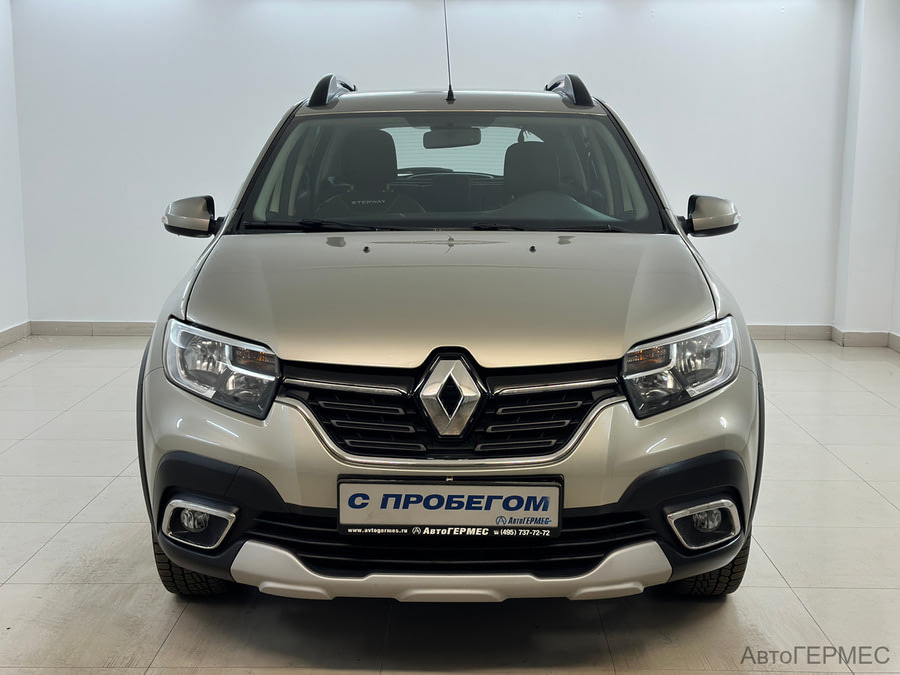 Фото RENAULT Sandero II Рестайлинг с пробегом | №2 Фото RENAULT Sandero II Рестайлинг с пробегом | №2