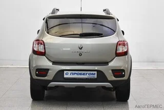 Фото RENAULT Sandero II Рестайлинг с пробегом