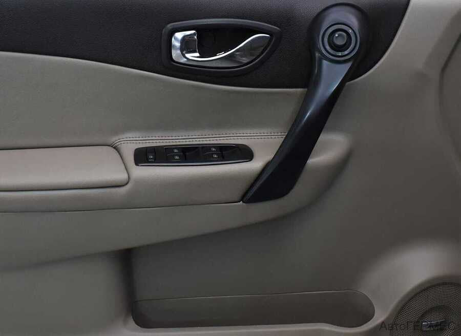 Фото RENAULT Koleos I Рестайлинг 2 с пробегом | №11