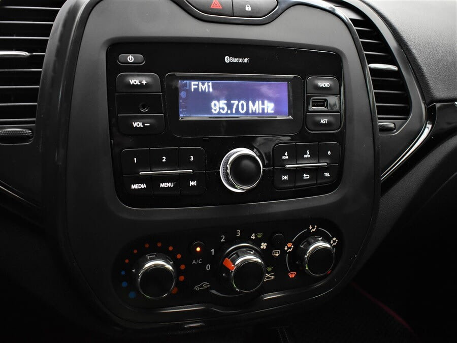 Фото RENAULT Kaptur I РЕЙСТАЙЛИНГ с пробегом | №7