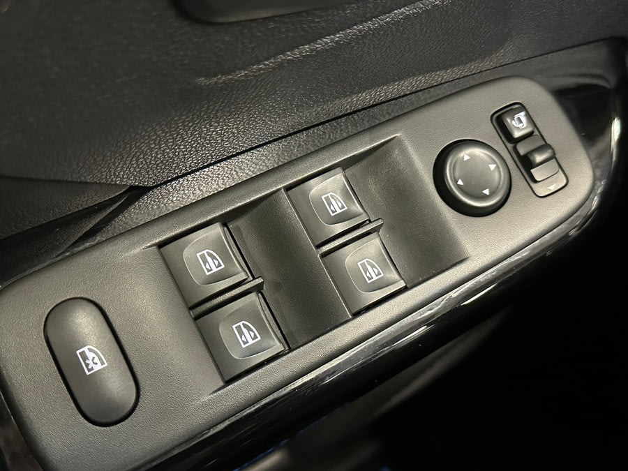 Фото RENAULT Kaptur I РЕЙСТАЙЛИНГ с пробегом | №12 Фото RENAULT Kaptur I РЕЙСТАЙЛИНГ с пробегом | №12