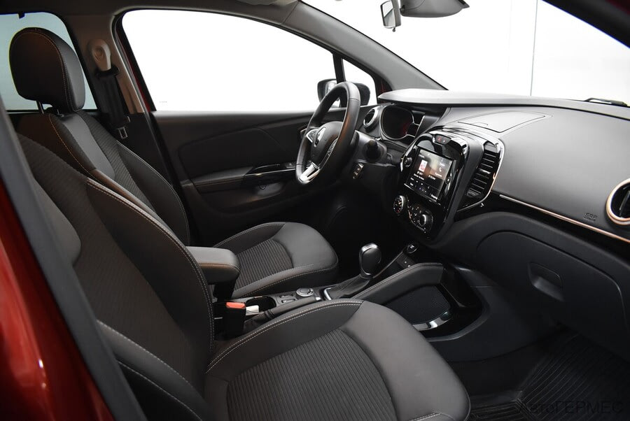 Фото RENAULT Kaptur I РЕЙСТАЙЛИНГ с пробегом | №14