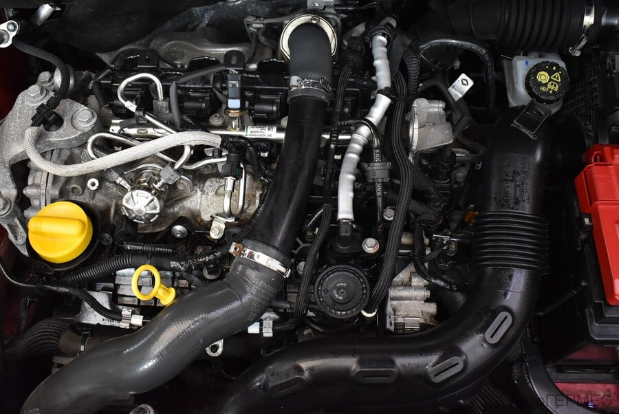 Фото RENAULT Kaptur I РЕЙСТАЙЛИНГ с пробегом | №18