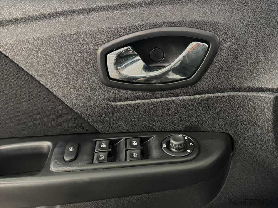 Фото RENAULT Kaptur I РЕЙСТАЙЛИНГ с пробегом | №11