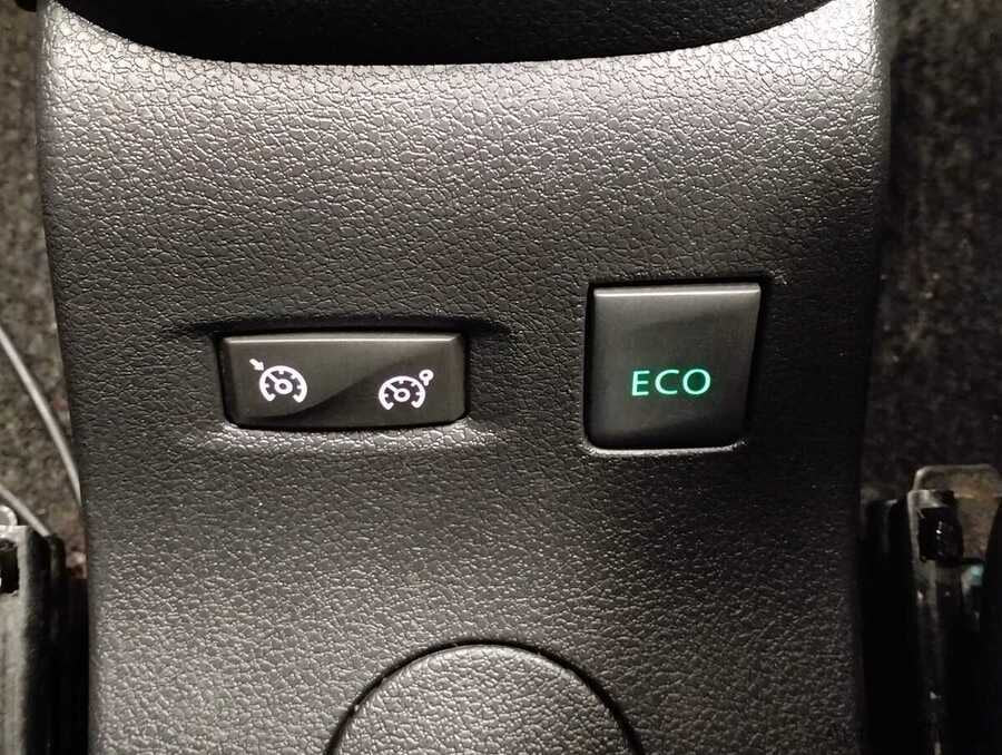 Фото RENAULT Kaptur I с пробегом | №9