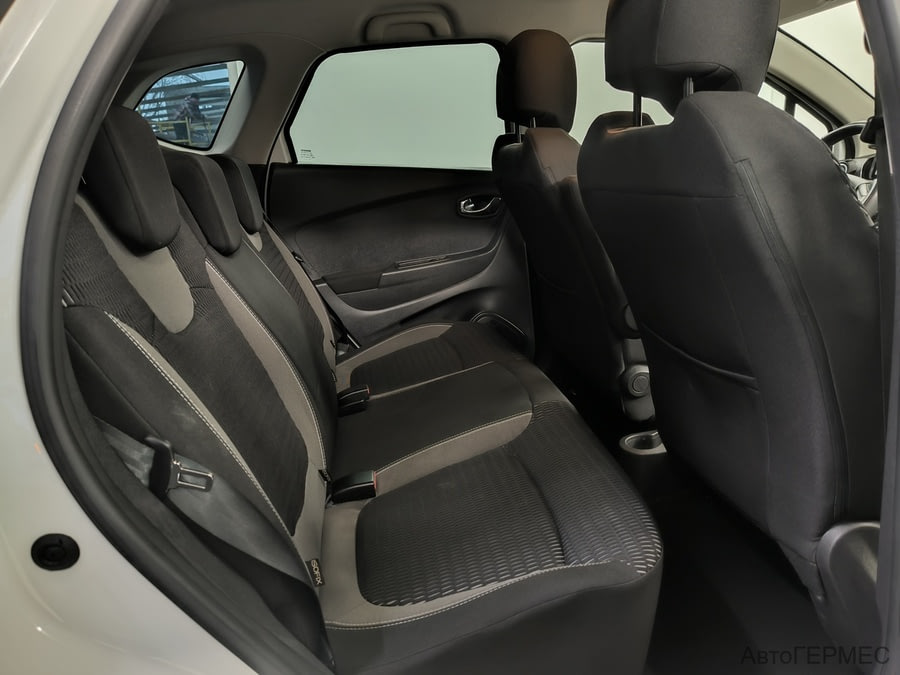 Фото RENAULT Kaptur I с пробегом | №16 Фото RENAULT Kaptur I с пробегом | №16