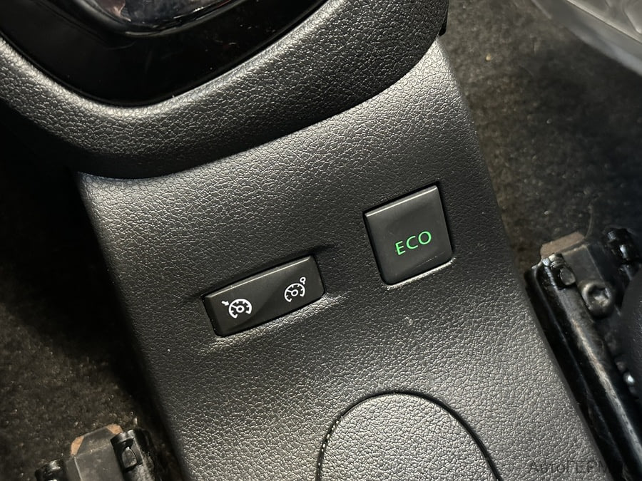 Фото RENAULT Kaptur I с пробегом | №8 Фото RENAULT Kaptur I с пробегом | №8