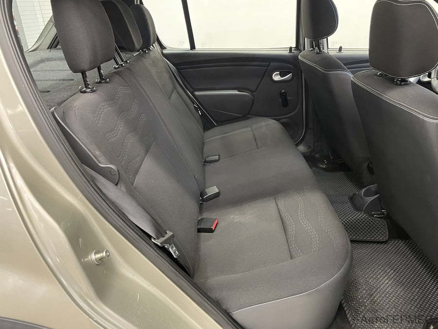 Фото RENAULT Sandero I с пробегом | №11 Фото RENAULT Sandero I с пробегом | №11