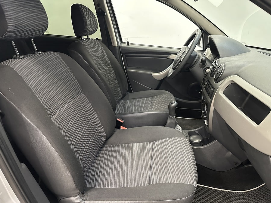 Фото RENAULT Sandero I с пробегом | №9 Фото RENAULT Sandero I с пробегом | №9