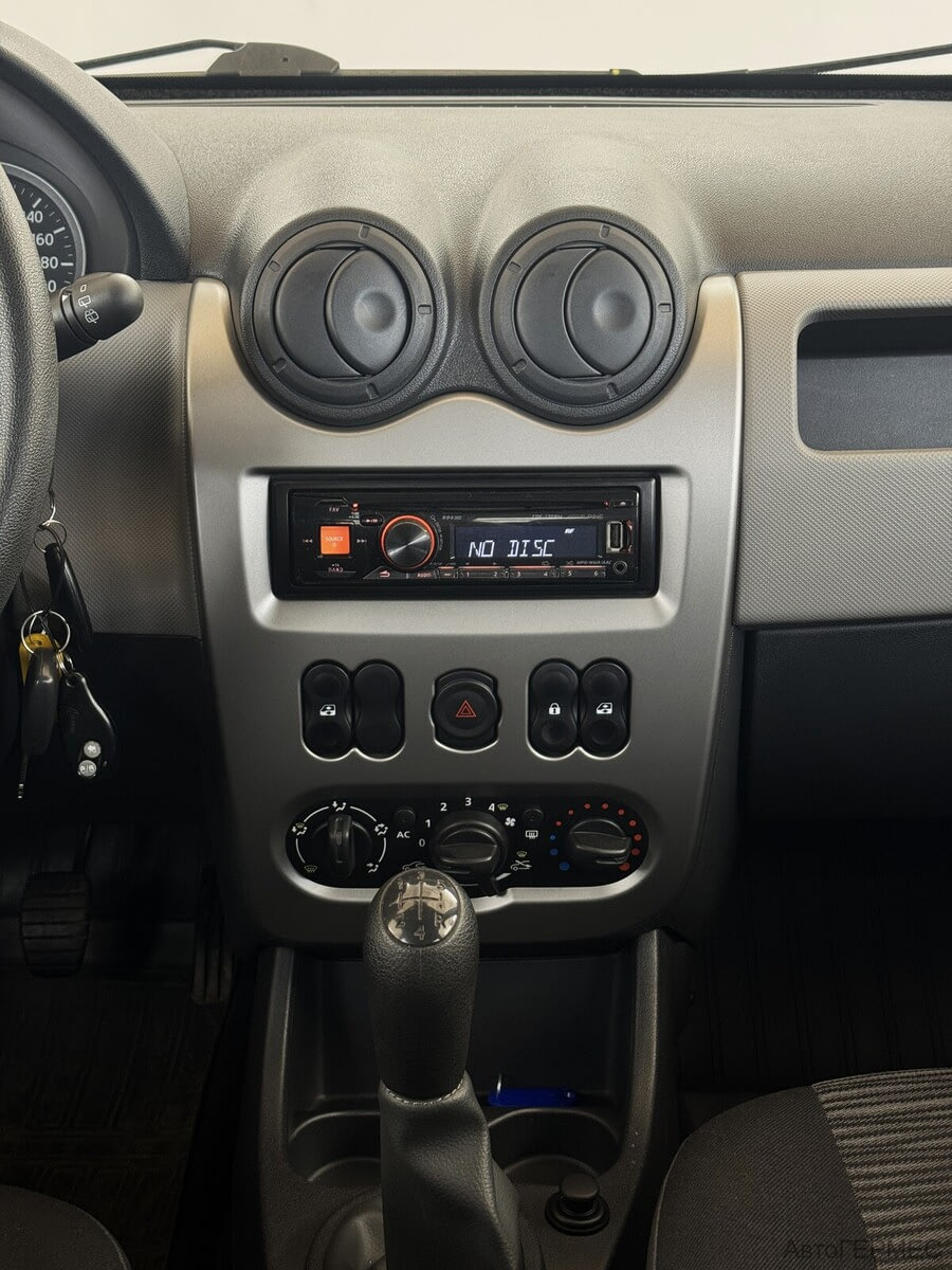 Фото RENAULT Sandero I с пробегом | №7