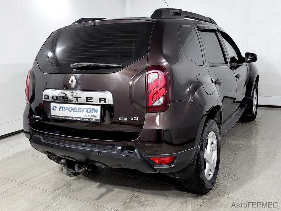 Фото RENAULT Duster I Рестайлинг с пробегом | №4