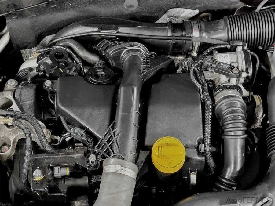 Фото RENAULT Duster I Рестайлинг с пробегом | №14