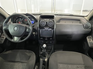 Фото RENAULT Duster I Рестайлинг с пробегом Фото RENAULT Duster I Рестайлинг с пробегом